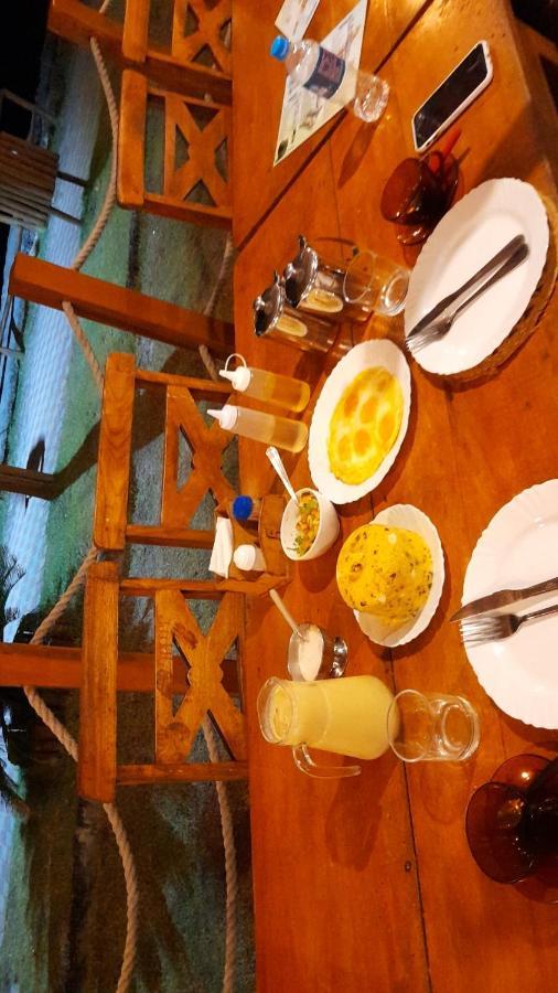Algas Marinhas Restaurante E Pousada Jandaira Экстерьер фото